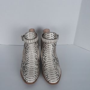 BCBGeneration Bootie